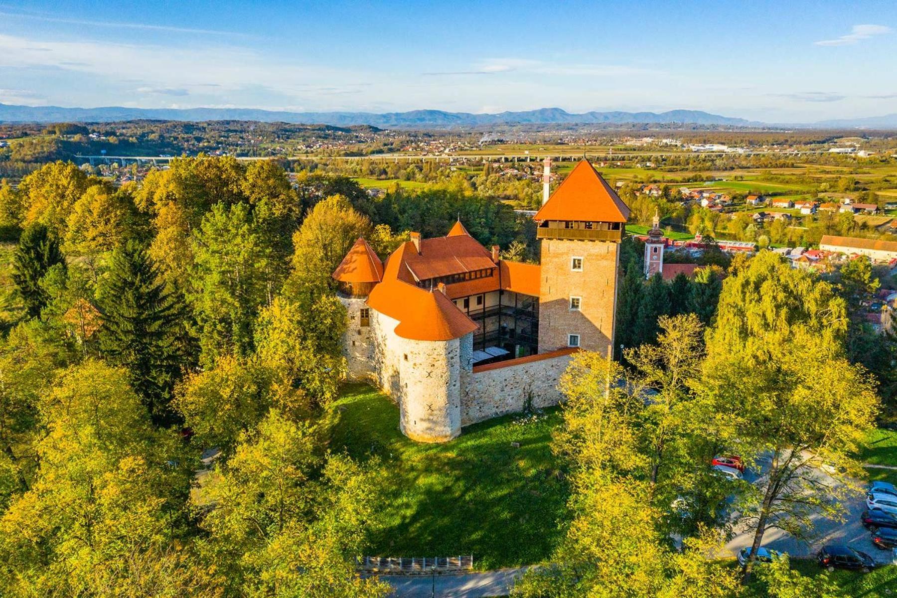 Karlovacka Zvijezda Apartment Bagian luar foto